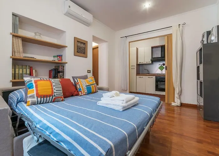 Apartment Casa Zeffiro - Fromhometorome *